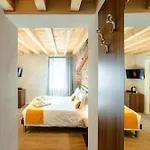 La Casa In Paese Peschiera del Garda