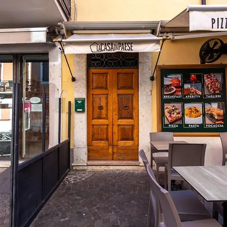 Affittacamere La Casa In Paese 3*