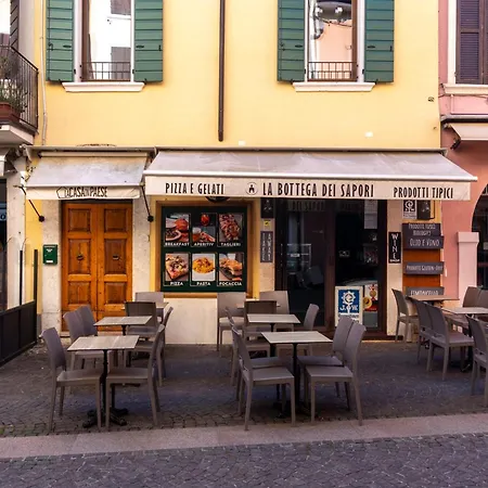 La Casa In Paese Affittacamere 3*