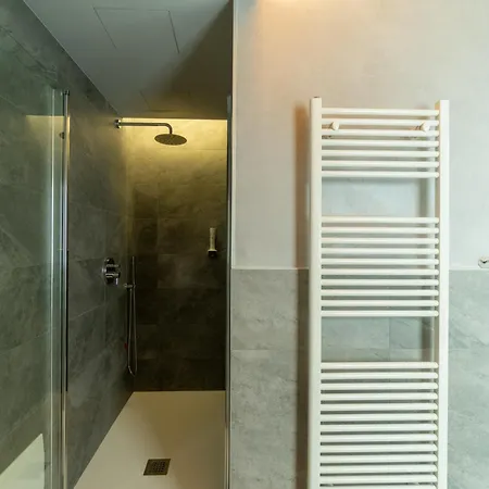 بيت ضيافة La Casa In Paese بسكييرا ديل غاردا