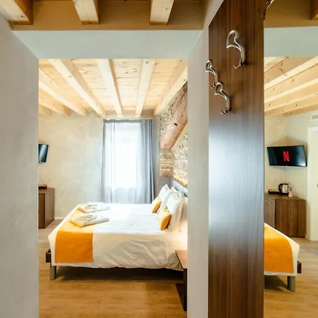 La Casa In Paese بسكييرا ديل غاردا