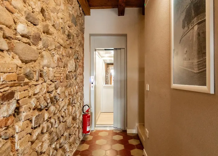 Affittacamere La Casa In Paese 3*