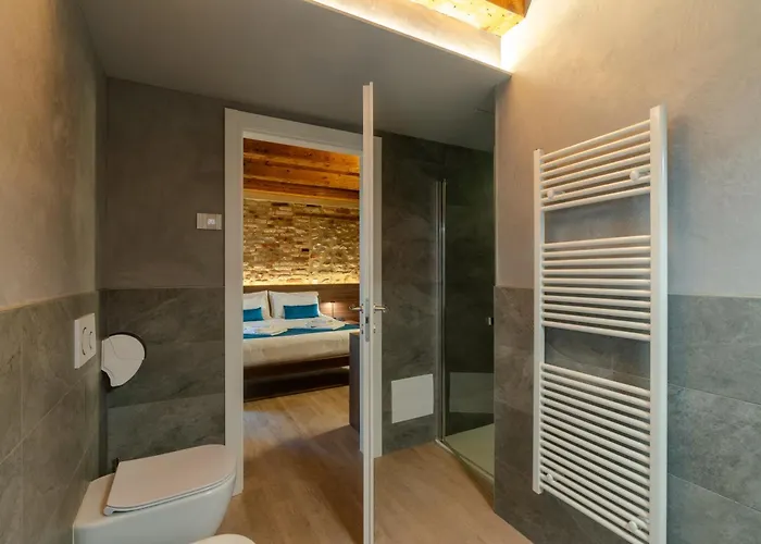 Affittacamere La Casa In Paese 3*