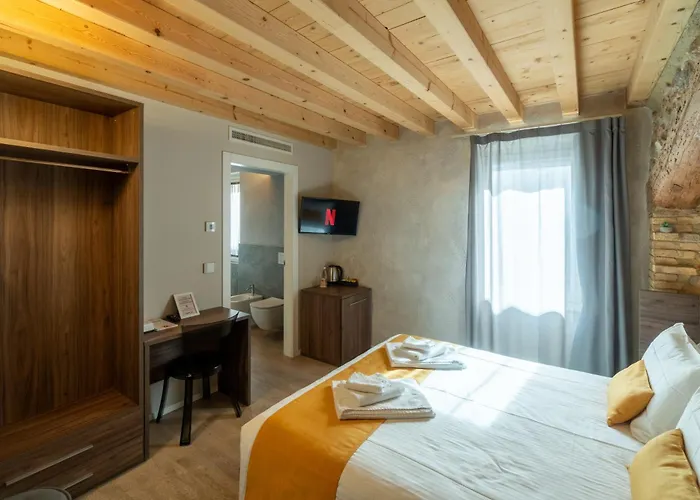 Affittacamere La Casa In Paese